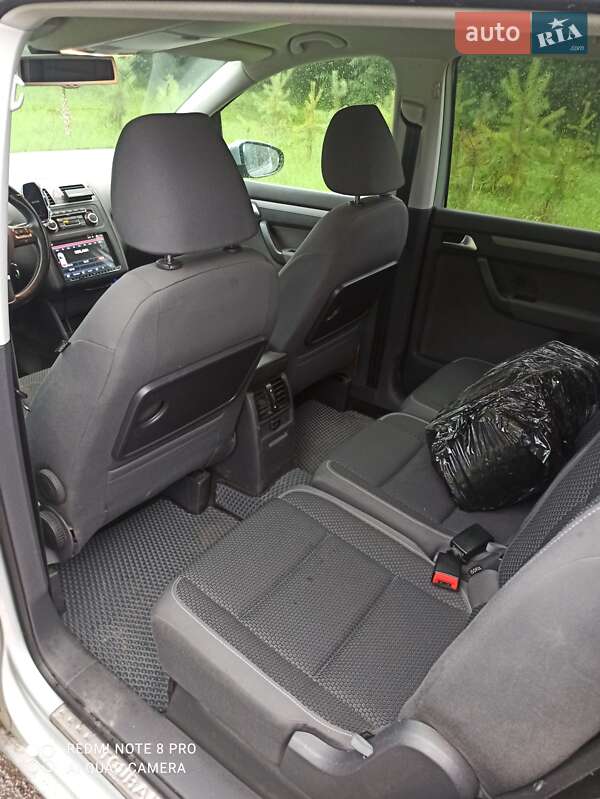 Volkswagen Touran 2010