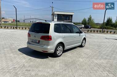 Минивэн Volkswagen Touran 2012 в 
