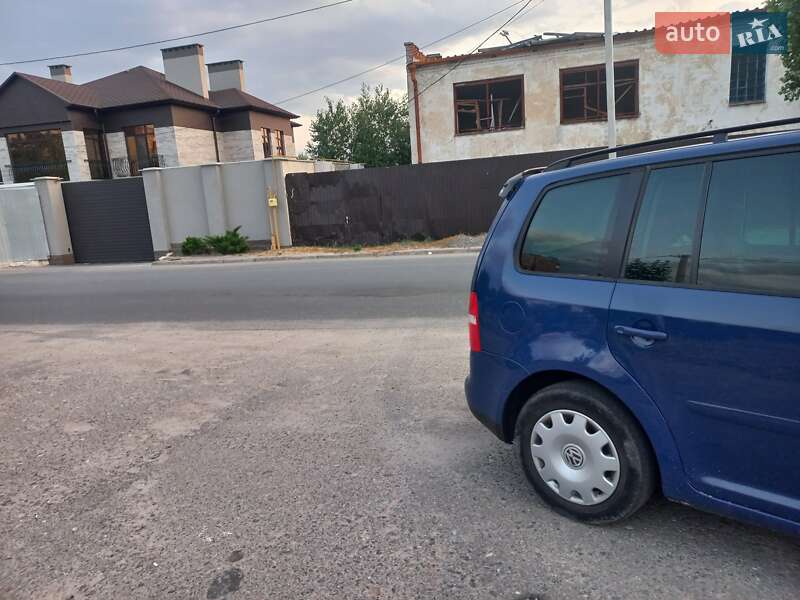 Минивэн Volkswagen Touran 2005 в Николаеве фото 2 Минивэн Volkswagen Touran 2005 в Николаеве