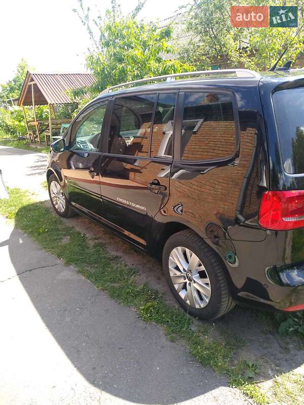 Volkswagen Touran 2014