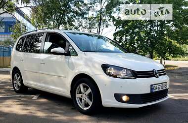 Мінівен Volkswagen Touran 2012 в Києві