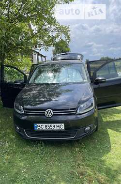 Мінівен Volkswagen Touran 2010 в Новояворівську