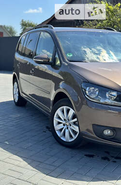 Минивэн Volkswagen Touran 2012 в Ровно