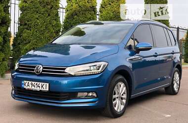 Мінівен Volkswagen Touran 2015 в Києві