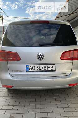 Мінівен Volkswagen Touran 2013 в Очакові