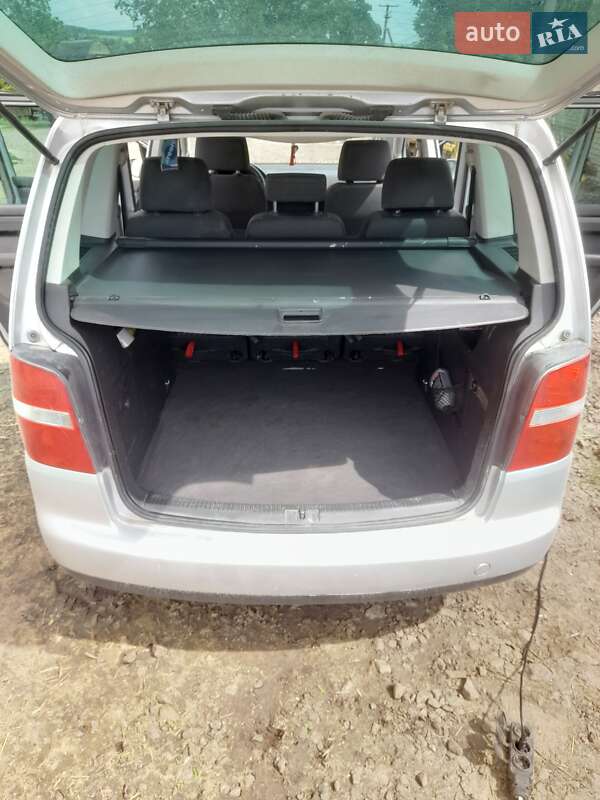 Минивэн Volkswagen Touran 2003 в Городковке