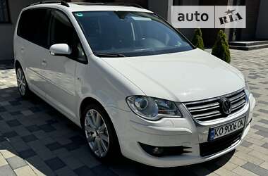 Мінівен Volkswagen Touran 2008 в Мукачевому