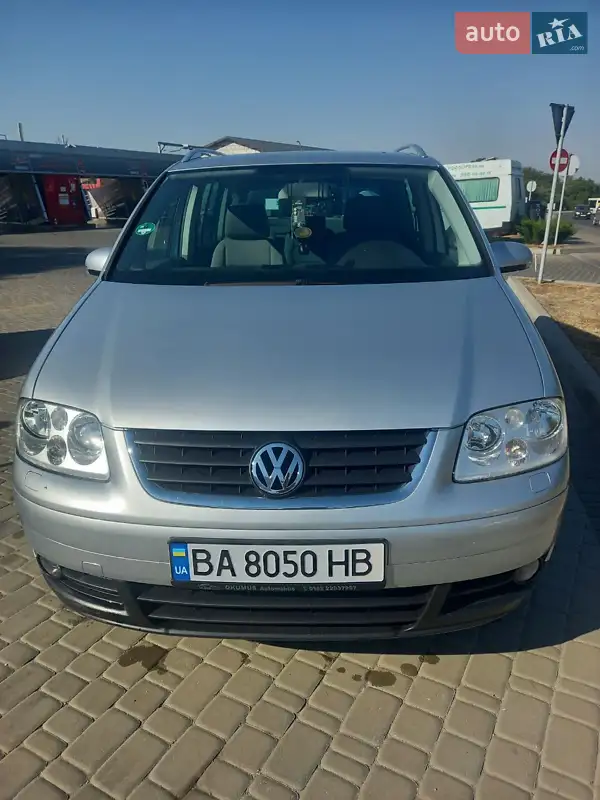 Volkswagen Touran