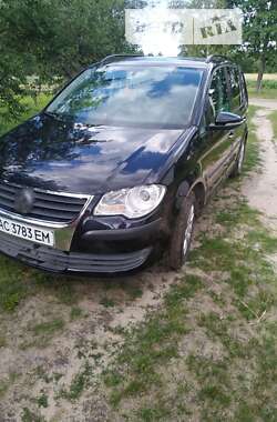 Мінівен Volkswagen Touran 2009 в Камені-Каширському