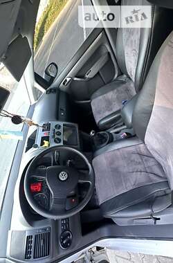 Минивэн Volkswagen Touran 2010 в Бережанах