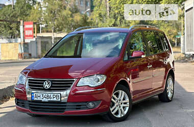 Минивэн Volkswagen Touran 2007 в Днепре