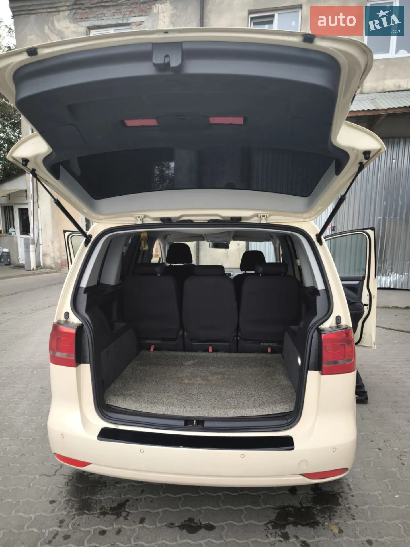 2012 Volkswagen Touran - мініатюра 10