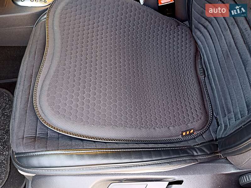 Минивэн Volkswagen Touran 2012 в Славутиче