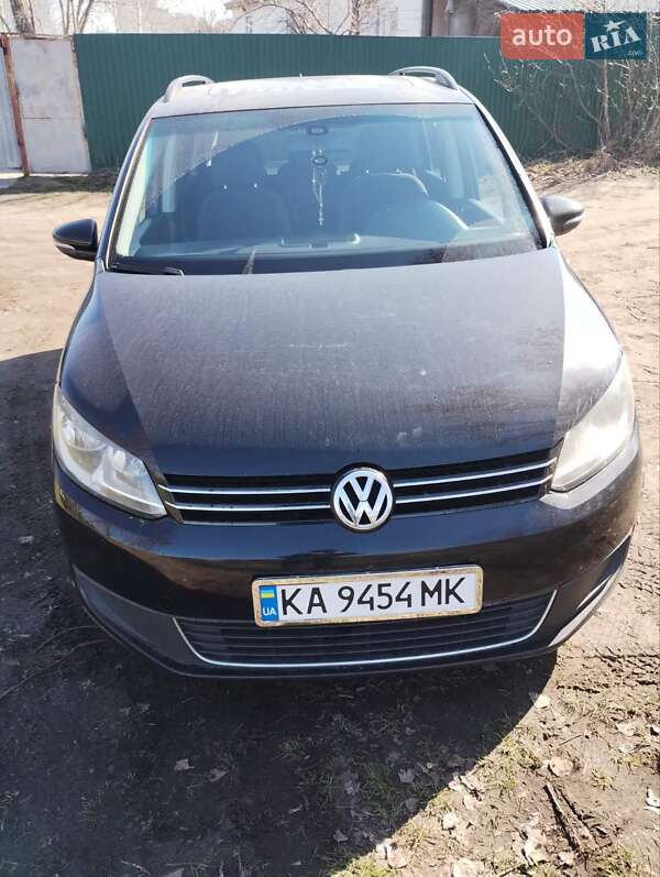 Минивэн Volkswagen Touran 2013 в Киеве