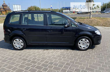 Мінівен Volkswagen Touran 2008 в Луцьку