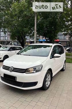 Мінівен Volkswagen Touran 2011 в Ужгороді