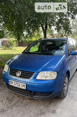 Минивэн Volkswagen Touran 2003 в Остроге