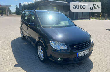 Минивэн Volkswagen Touran 2007 в Львове