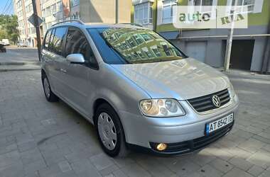 Минивэн Volkswagen Touran 2005 в Ивано-Франковске