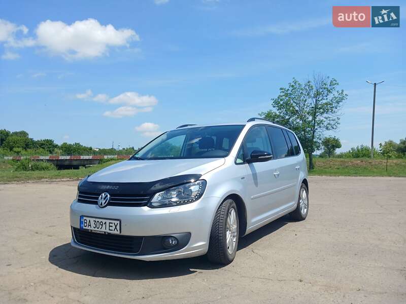 Минивэн Volkswagen Touran 2012 в Кодыме