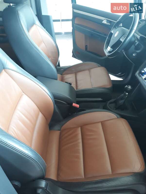 Мінівен Volkswagen Touran 2007 в Житомирі фото 30 Мінівен Volkswagen Touran 2007 в Житомирі