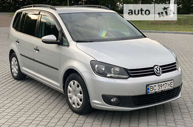 Мінівен Volkswagen Touran 2013 в Стрию