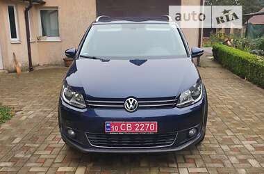 Мінівен Volkswagen Touran 2011 в Луцьку