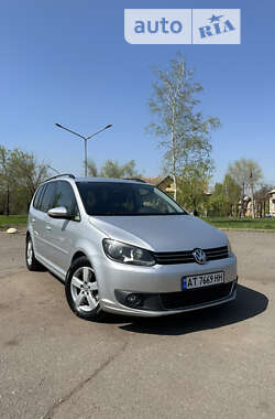 Минивэн Volkswagen Touran 2012 в Днепре