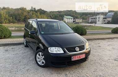 Минивэн Volkswagen Touran 2005 в Днепре