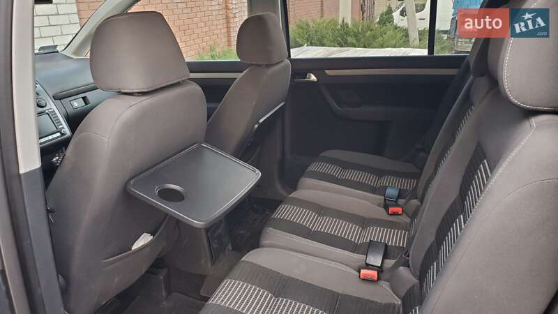 Минивэн Volkswagen Touran 2008 в Харькове фото 2 Минивэн Volkswagen Touran 2008 в Харькове