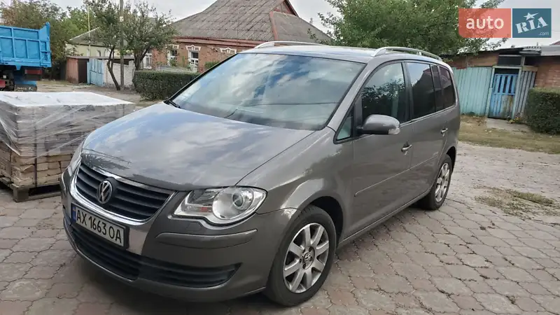 Volkswagen Touran