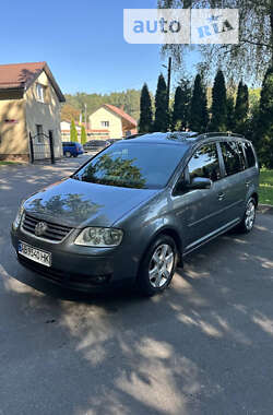 Минивэн Volkswagen Touran 2006 в Виннице