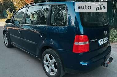 Минивэн Volkswagen Touran 2003 в Новой Басане