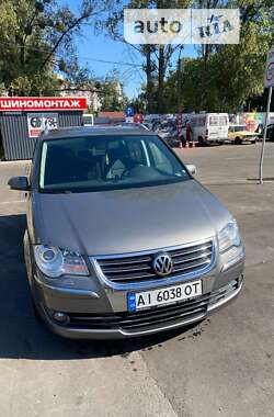 Мінівен Volkswagen Touran 2007 в Києві