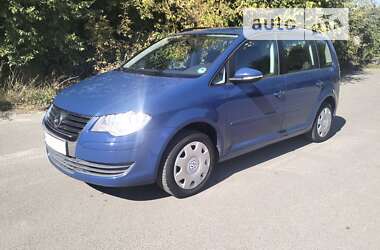 Минивэн Volkswagen Touran 2009 в Переяславе