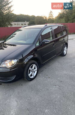 Минивэн Volkswagen Touran 2009 в 