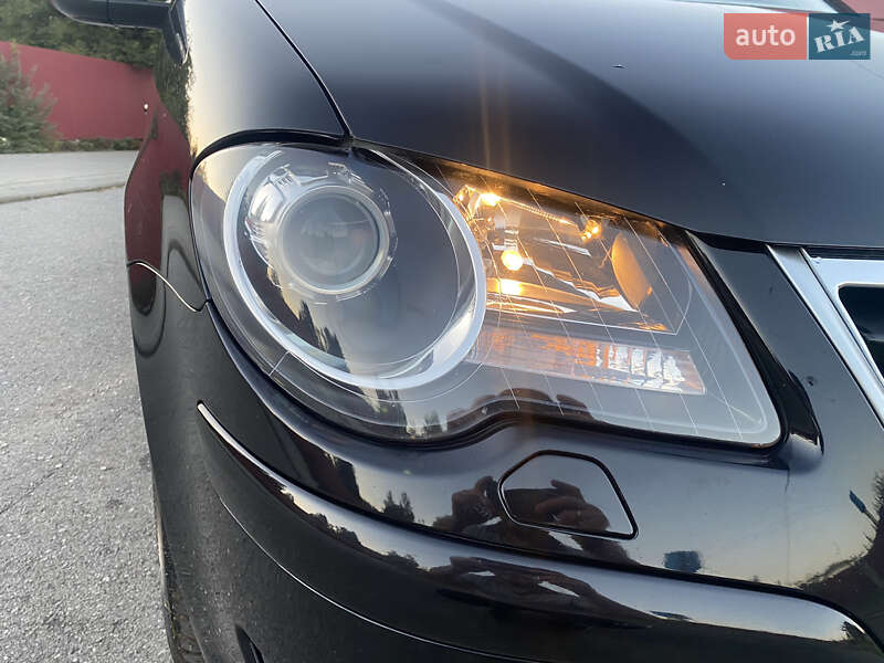 Минивэн Volkswagen Touran 2009 в Тернополе