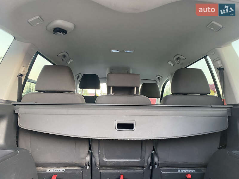 Минивэн Volkswagen Touran 2009 в Тернополе