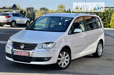 Минивэн Volkswagen Touran 2010 в Днепре