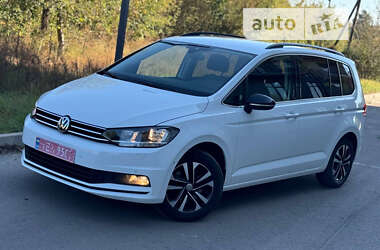 Микровэн Volkswagen Touran 2019 в Сарнах