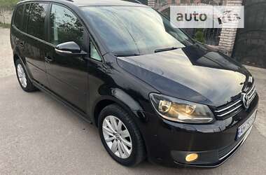 Минивэн Volkswagen Touran 2014 в Житомире