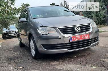 Мінівен Volkswagen Touran 2007 в Чернігові