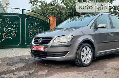 Минивэн Volkswagen Touran 2007 в Чернигове