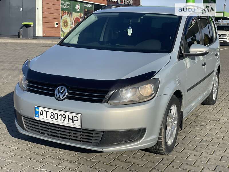 Минивэн Volkswagen Touran 2010 в Коломые