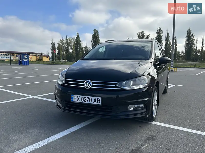Volkswagen Touran 2016