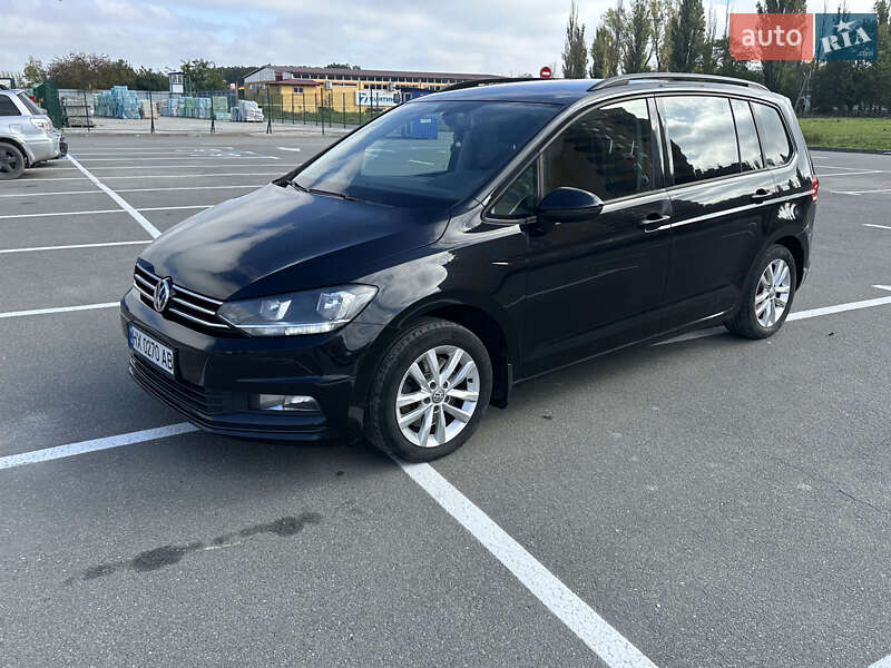 Микровэн Volkswagen Touran 2016 в Каменец-Подольском фото 2 Микровэн Volkswagen Touran 2016 в Каменец-Подольском