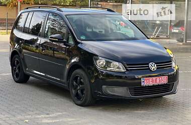 Минивэн Volkswagen Touran 2010 в Луцке