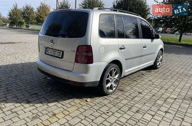 Мінівен Volkswagen Touran 2007 в 