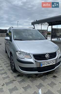 Минивэн Volkswagen Touran 2008 в Иршаве