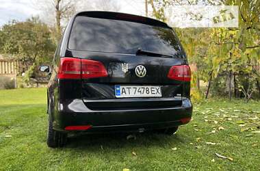 Мінівен Volkswagen Touran 2010 в Івано-Франківську